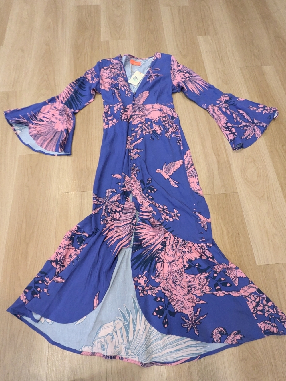 Maaji Cover Up Vacation Flowy Maxi Dress With Bird Pattern Size S NWT